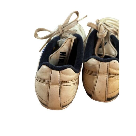 Vintage Nike Leather Soccer Cleats Sz 2.5M - Cream & Blue - Picture 4 of 6